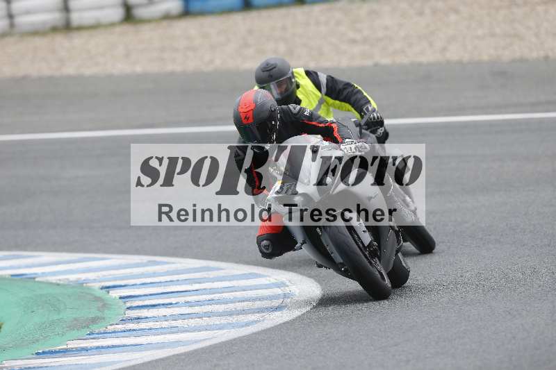 /01 24.-27.01.2025 Moto Center Thun Jerez/gruen-green/83